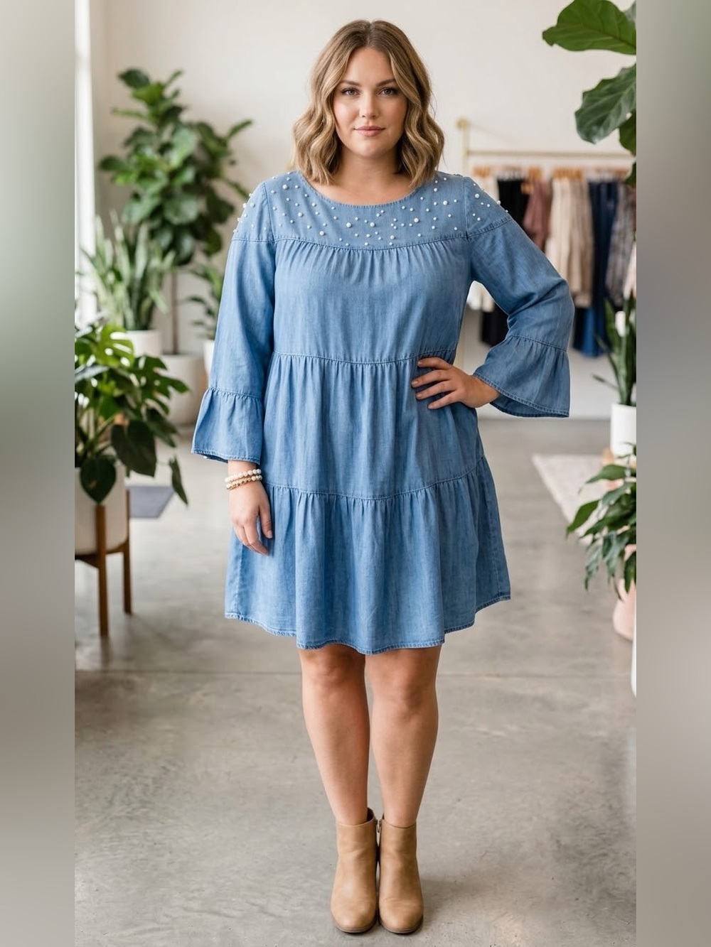 EUC Chelsea & Theodore Chambray With Pearl-Yoke Dress
